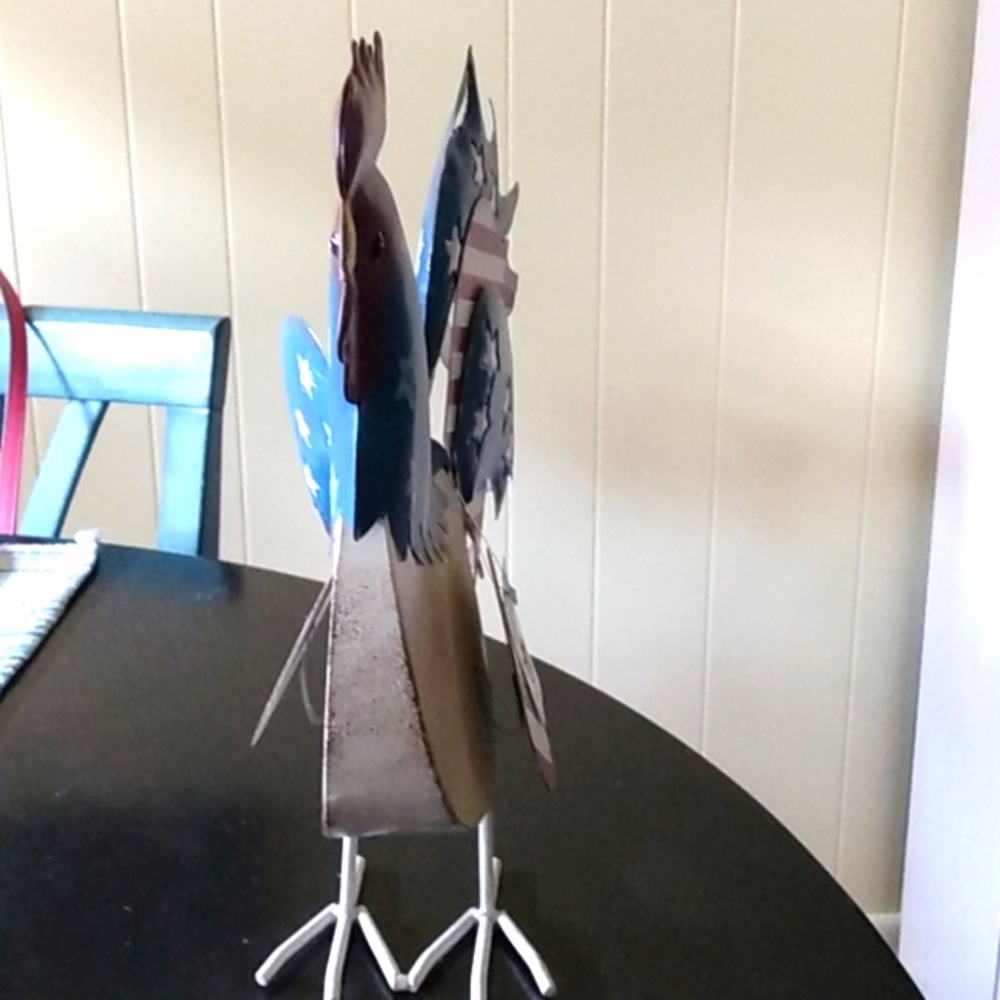 Tin Patriot Rooster - Picture 2 of 5